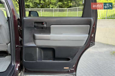 Внедорожник / Кроссовер Toyota Sequoia 2015 в 
