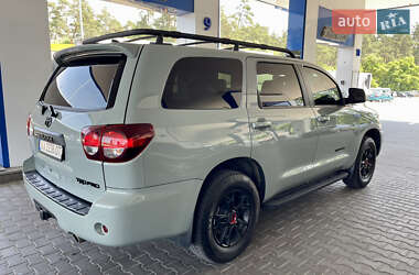 Позашляховик / Кросовер Toyota Sequoia 2021 в 