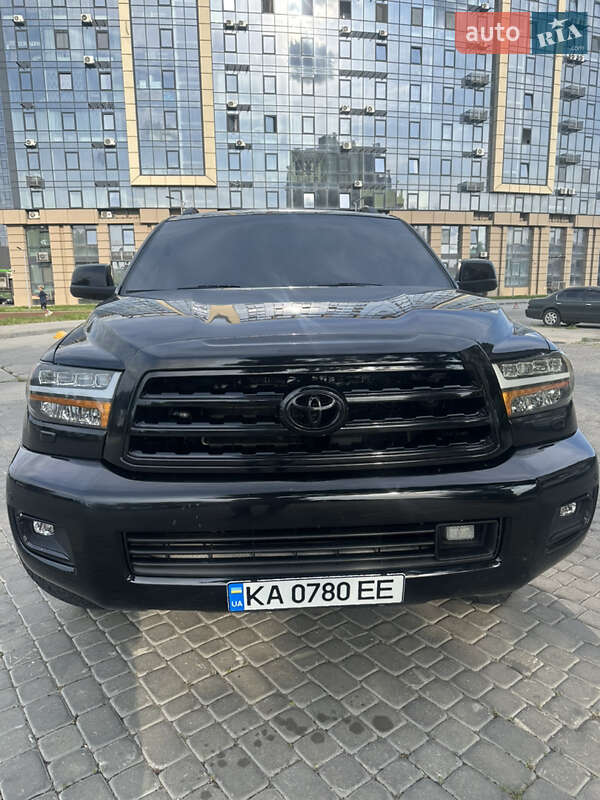 Toyota Sequoia 2008