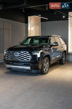 Внедорожник / Кроссовер Toyota Sequoia 2025 в 