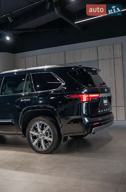 Внедорожник / Кроссовер Toyota Sequoia 2025 в 