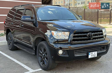 Позашляховик / Кросовер Toyota Sequoia 2012 в Умані