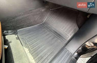 Внедорожник / Кроссовер Toyota Sequoia 2012 в 