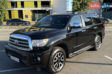 Позашляховик / Кросовер Toyota Sequoia 2015 в Києві