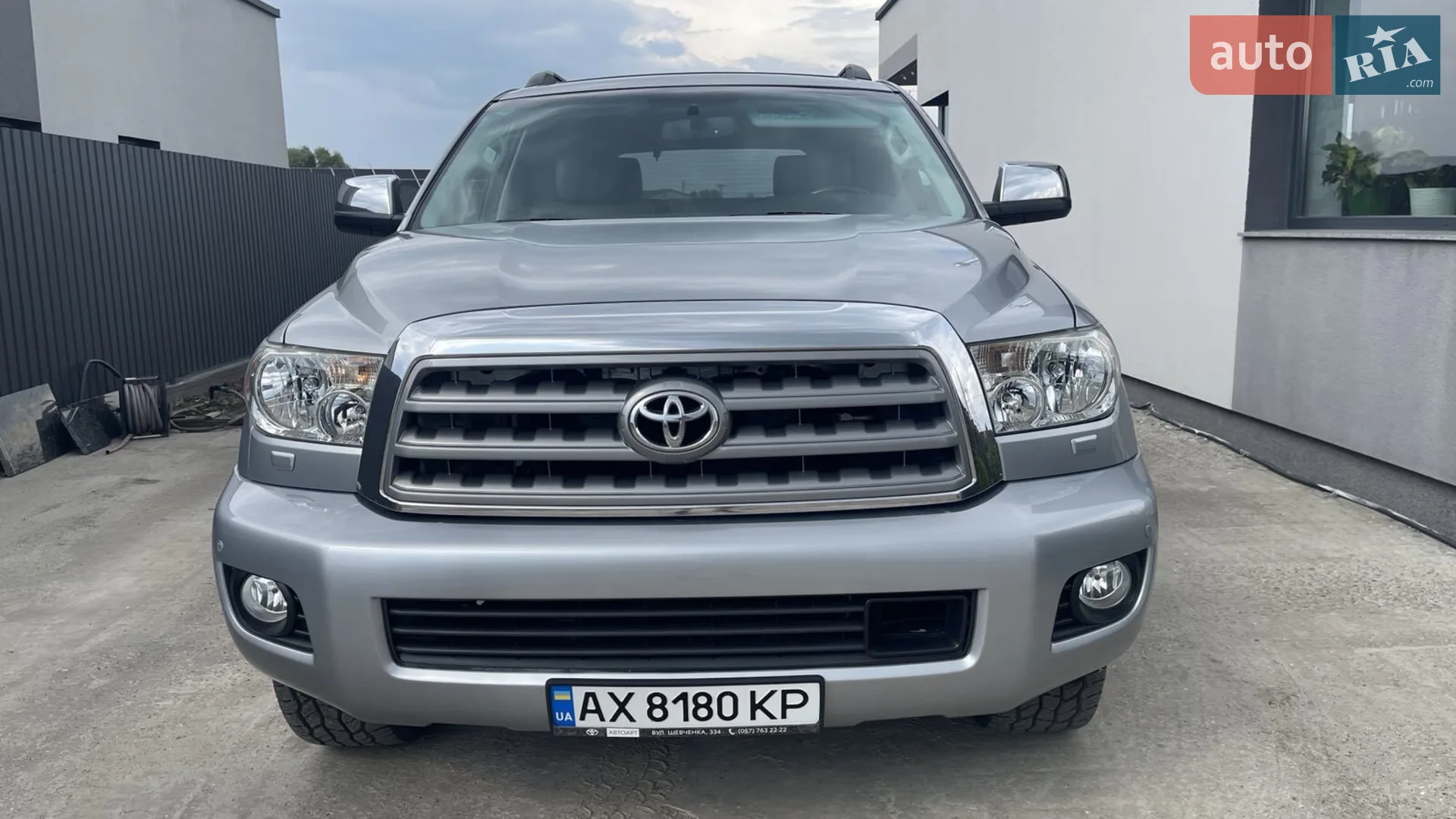 2011 Toyota Sequoia - мініатюра 3