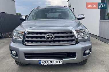 Внедорожник / Кроссовер Toyota Sequoia 2011 в 