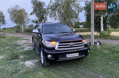 Позашляховик / Кросовер Toyota Sequoia 2010 в Лозовій
