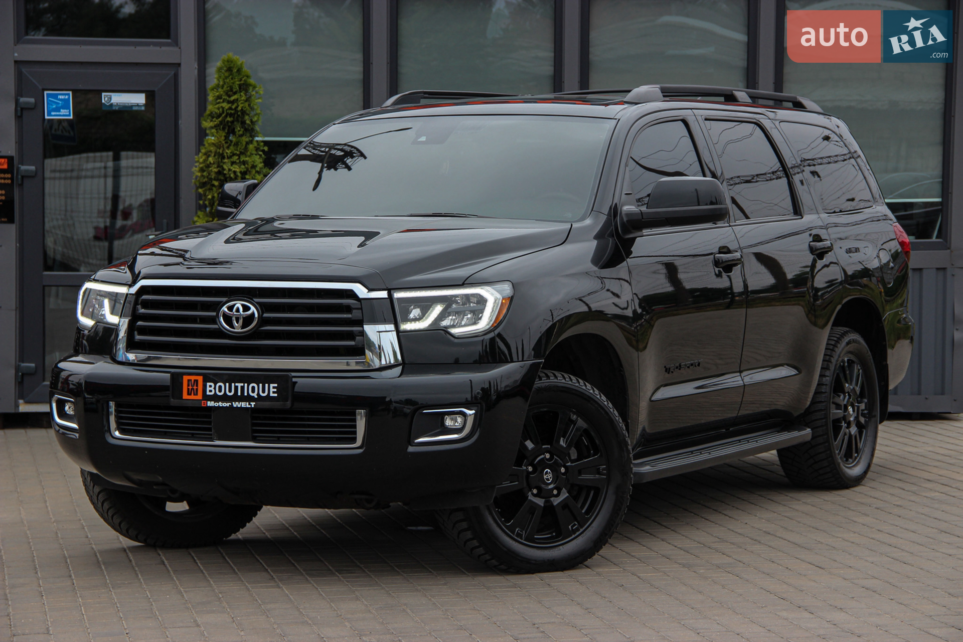 2017 Toyota Sequoia - фото 1