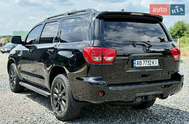 Внедорожник / Кроссовер Toyota Sequoia 2012 в 