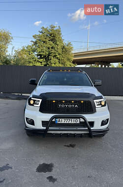 Внедорожник / Кроссовер Toyota Sequoia 2007 в Киеве