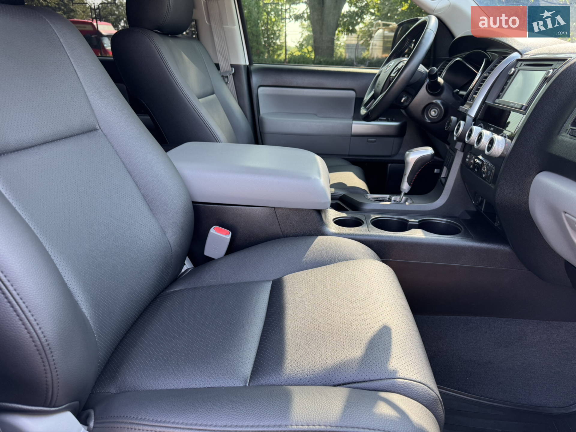 2018 Toyota Sequoia - мініатюра 74