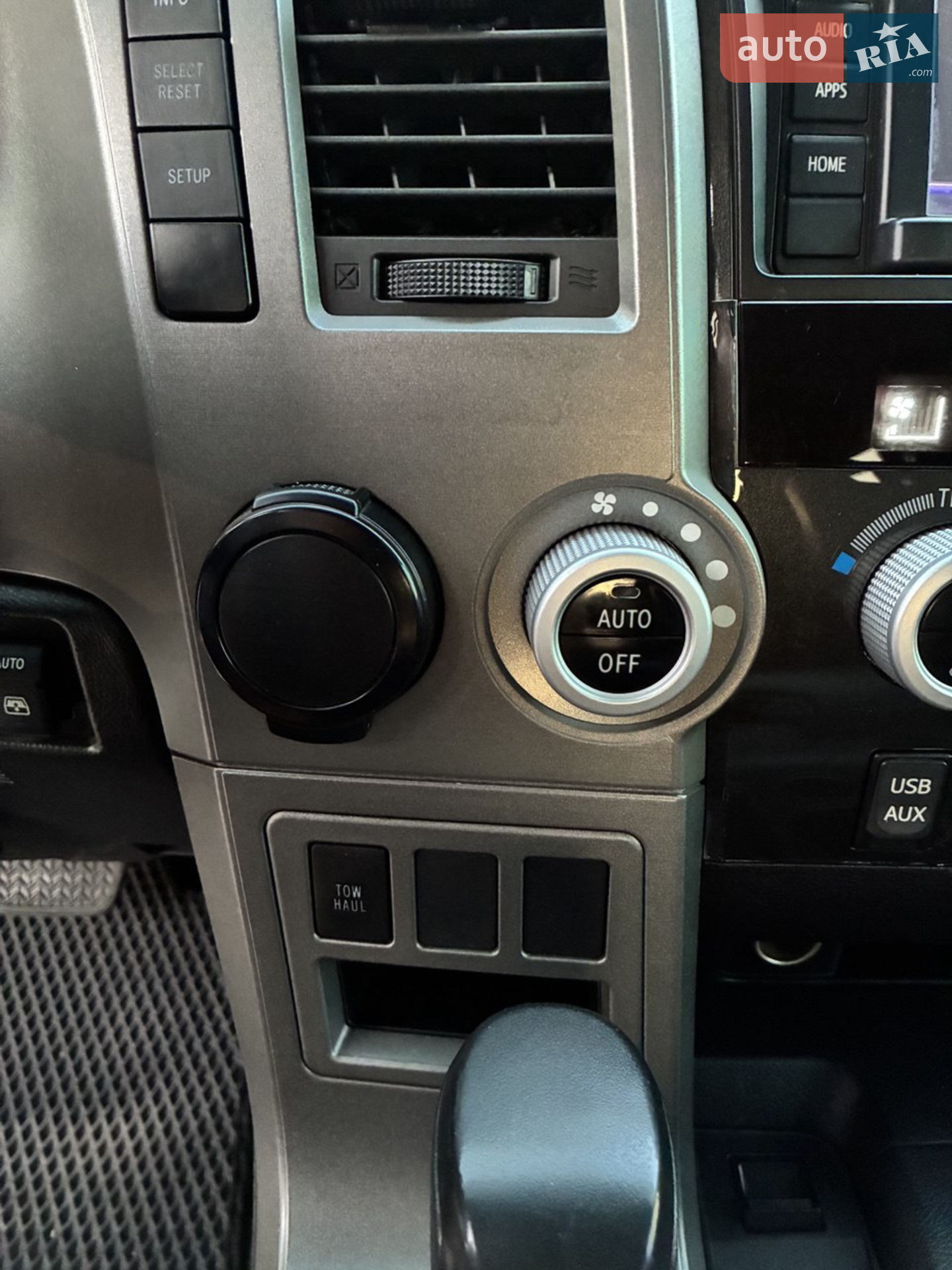 2014 Toyota Sequoia - мініатюра 40