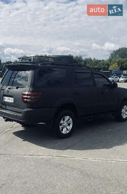 Внедорожник / Кроссовер Toyota Sequoia 2003 в 
