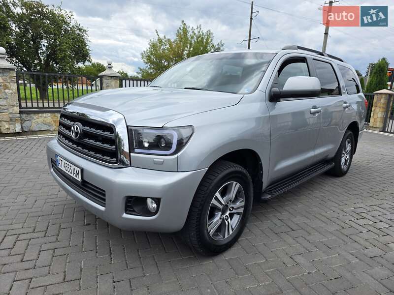 Позашляховик / Кросовер Toyota Sequoia 2014 в Коломиї фото 3 Позашляховик / Кросовер Toyota Sequoia 2014 в Коломиї