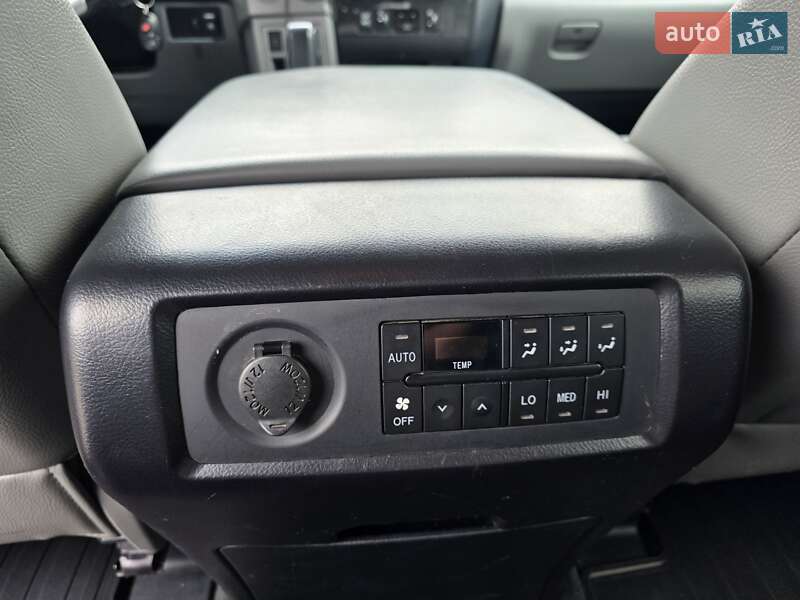 Позашляховик / Кросовер Toyota Sequoia 2014 в Коломиї фото 23 Позашляховик / Кросовер Toyota Sequoia 2014 в Коломиї