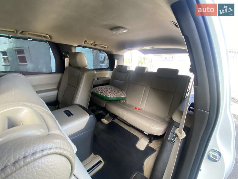 Позашляховик / Кросовер Toyota Sequoia 2008 в Вінниці