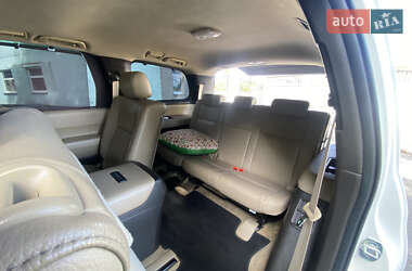 Позашляховик / Кросовер Toyota Sequoia 2008 в 