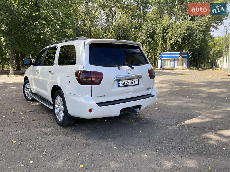 Позашляховик / Кросовер Toyota Sequoia 2008 в Вінниці