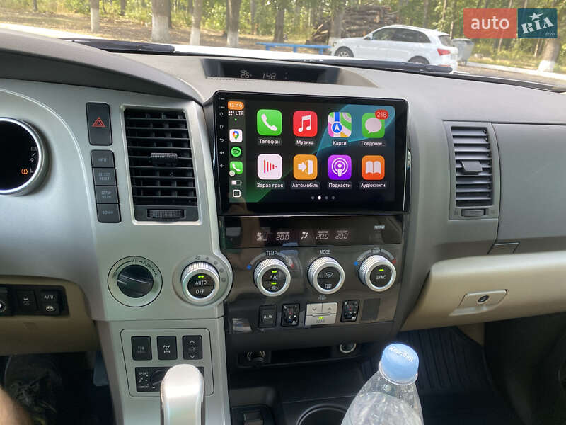 Позашляховик / Кросовер Toyota Sequoia 2008 в Вінниці