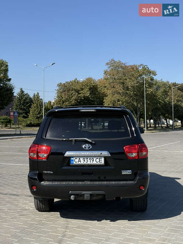 Внедорожник / Кроссовер Toyota Sequoia 2008 в Черкассах