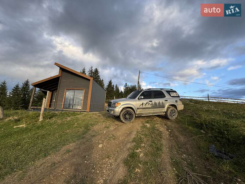 Внедорожник / Кроссовер Toyota Sequoia 2001 в Черновцах