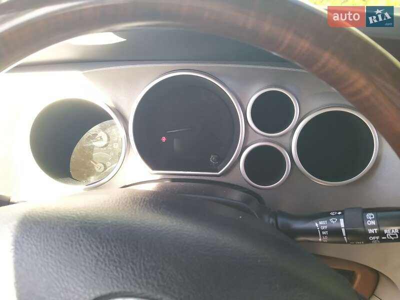 Позашляховик / Кросовер Toyota Sequoia 2012 в Сумах