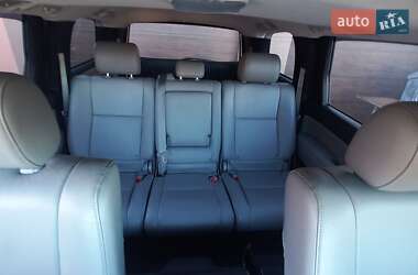 Внедорожник / Кроссовер Toyota Sequoia 2017 в 
