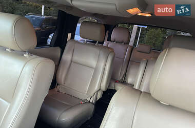 Внедорожник / Кроссовер Toyota Sequoia 2013 в 