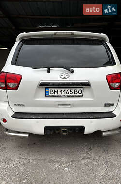 Внедорожник / Кроссовер Toyota Sequoia 2008 в 