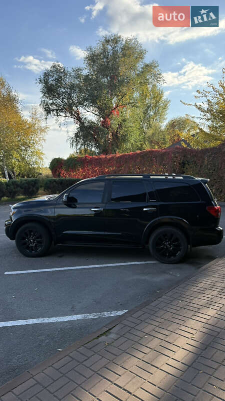 Внедорожник / Кроссовер Toyota Sequoia 2008 в Одессе