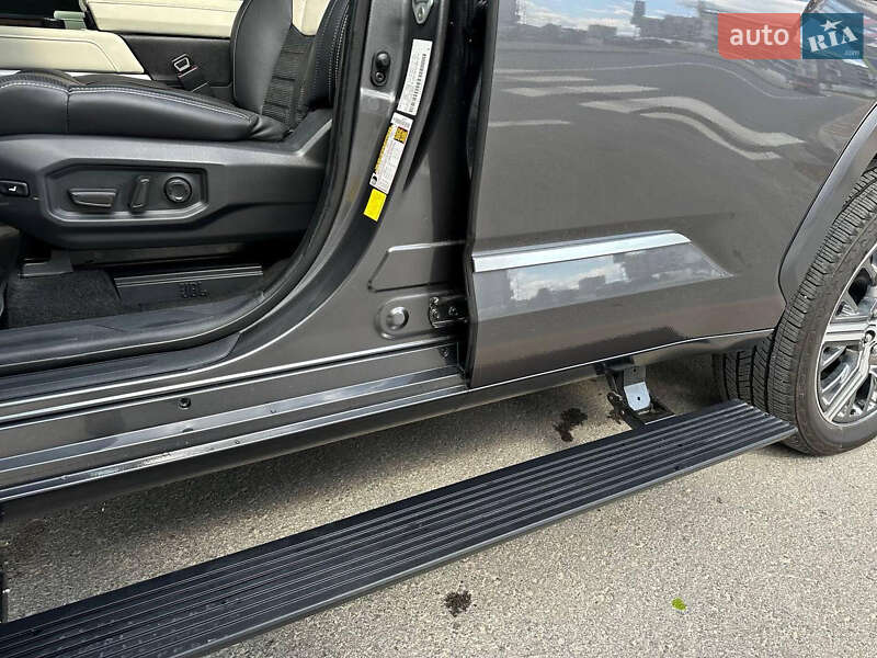 Позашляховик / Кросовер Toyota Sequoia 2023 в Тернополі фото 6 Позашляховик / Кросовер Toyota Sequoia 2023 в Тернополі