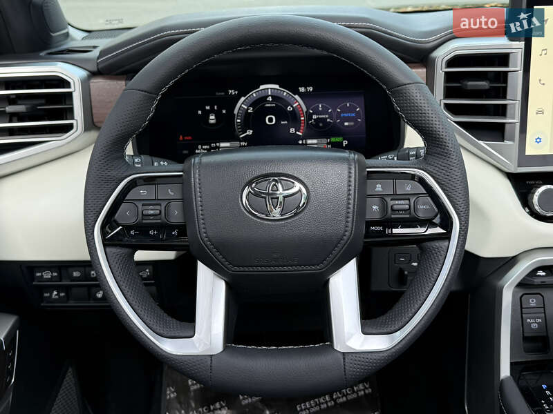 Внедорожник / Кроссовер Toyota Sequoia 2025 в Киеве