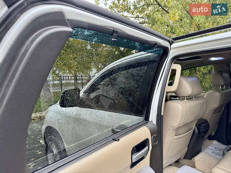 Внедорожник / Кроссовер Toyota Sequoia 2008 в Киеве