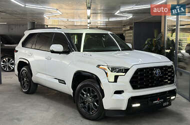 Внедорожник / Кроссовер Toyota Sequoia 2023 в Одессе