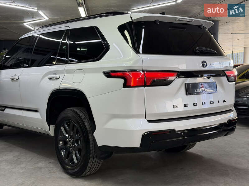 Позашляховик / Кросовер Toyota Sequoia 2023 в Одесі фото 13 Позашляховик / Кросовер Toyota Sequoia 2023 в Одесі