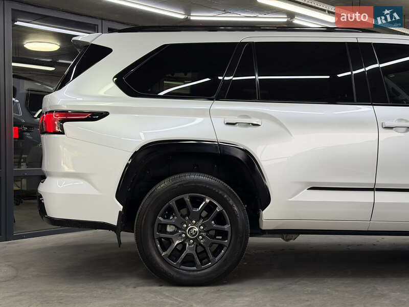 Позашляховик / Кросовер Toyota Sequoia 2023 в Одесі фото 18 Позашляховик / Кросовер Toyota Sequoia 2023 в Одесі