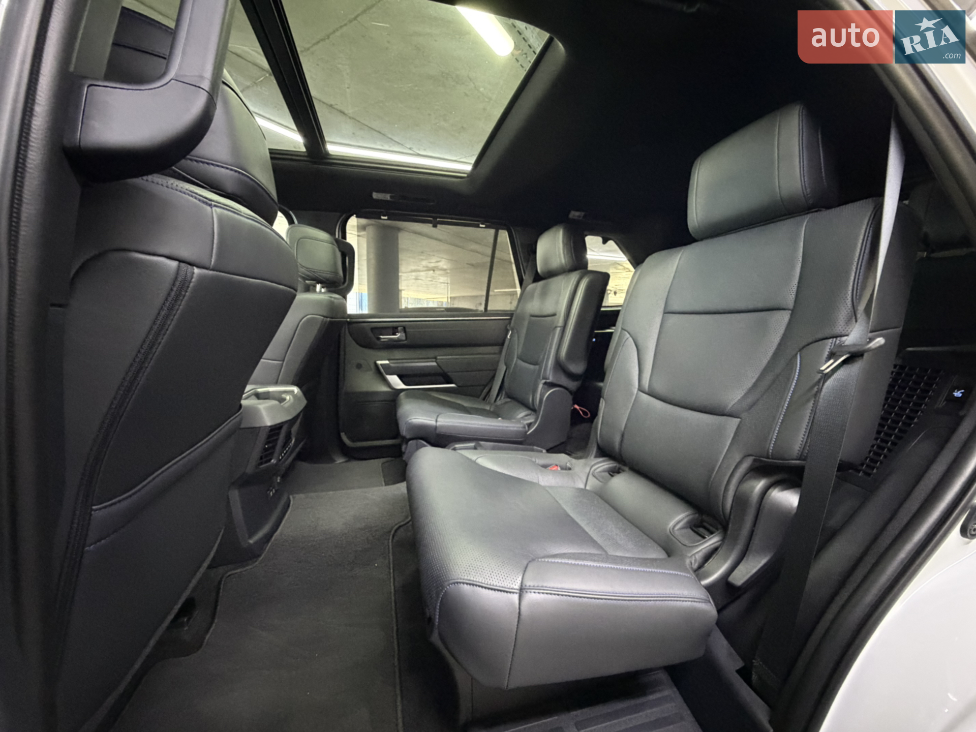 2023 Toyota Sequoia - мініатюра 22