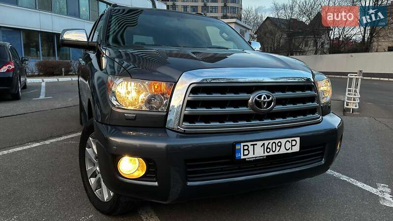Внедорожник / Кроссовер Toyota Sequoia 2015 в Одессе фото 11 Внедорожник / Кроссовер Toyota Sequoia 2015 в Одессе