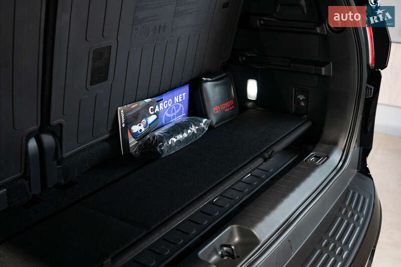 Внедорожник / Кроссовер Toyota Sequoia 2025 в Киеве фото 13 Внедорожник / Кроссовер Toyota Sequoia 2025 в Киеве