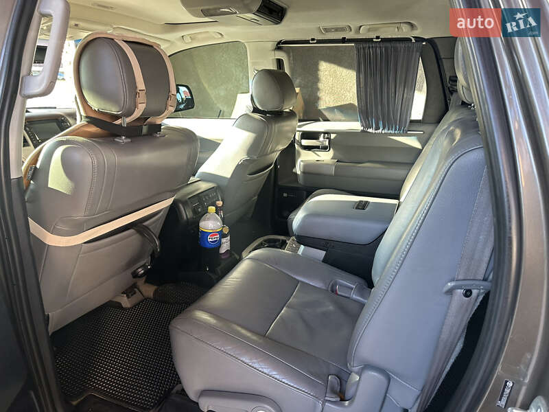 Внедорожник / Кроссовер Toyota Sequoia 2008 в Одессе