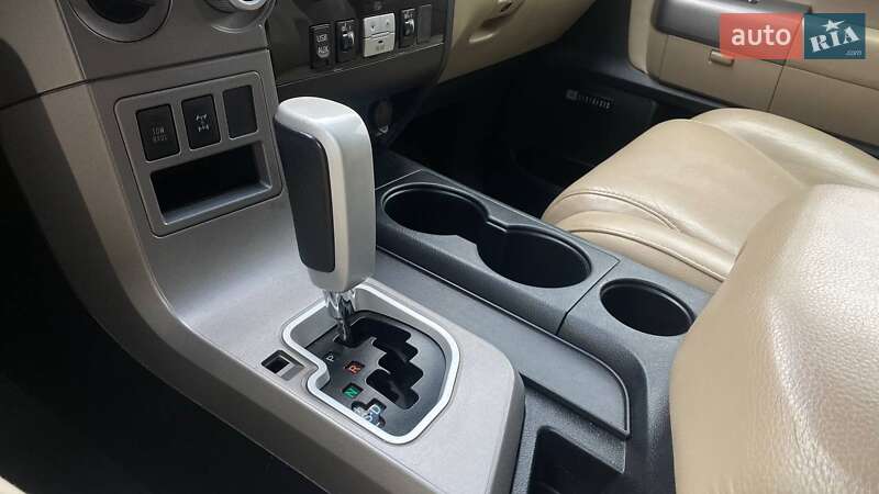 Внедорожник / Кроссовер Toyota Sequoia 2013 в Виннице фото 23 Внедорожник / Кроссовер Toyota Sequoia 2013 в Виннице