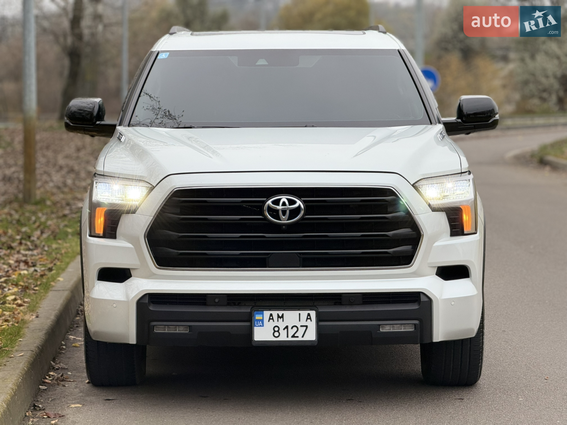 2023 Toyota Sequoia - мініатюра 2