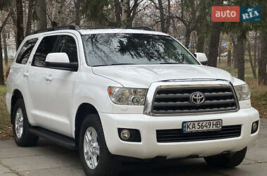 Позашляховик / Кросовер Toyota Sequoia 2014 в Києві