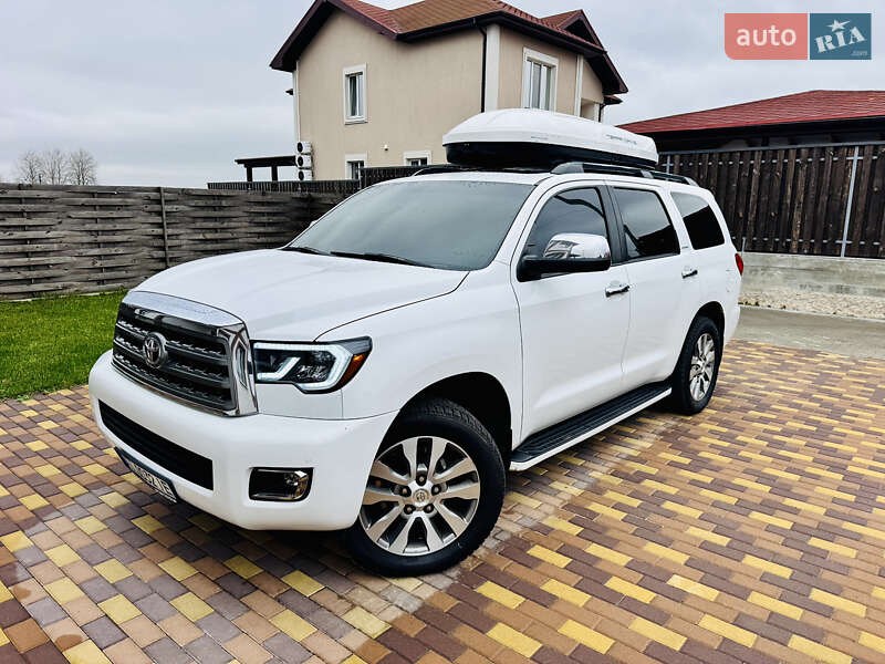 Toyota Sequoia 2015
