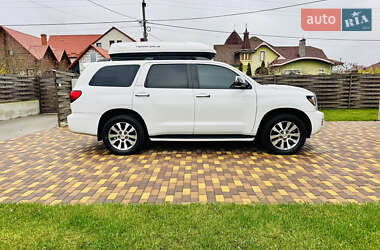Позашляховик / Кросовер Toyota Sequoia 2015 в Києві