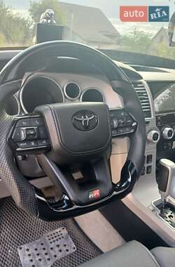 Позашляховик / Кросовер Toyota Sequoia 2008 в Одесі