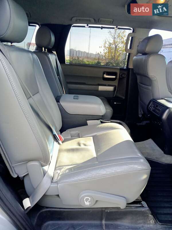 Внедорожник / Кроссовер Toyota Sequoia 2008 в Одессе фото 8 Внедорожник / Кроссовер Toyota Sequoia 2008 в Одессе