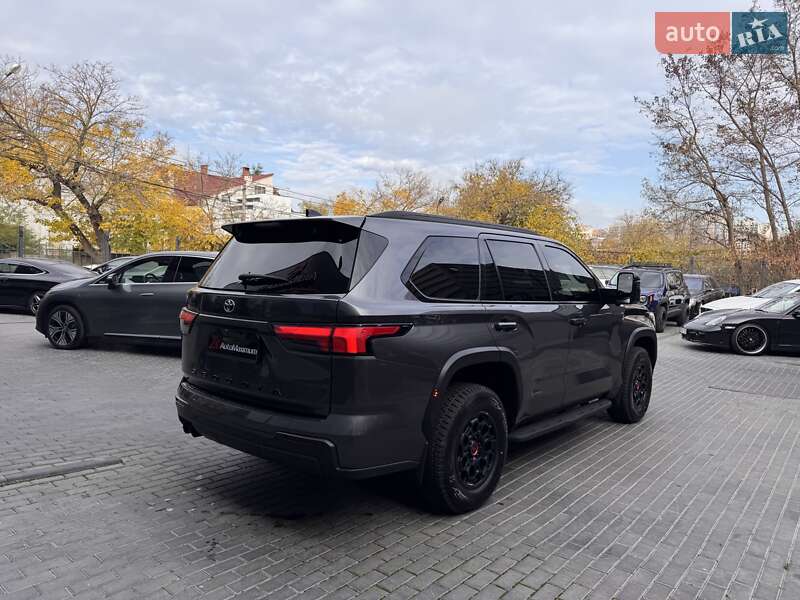 Позашляховик / Кросовер Toyota Sequoia 2023 в Одесі