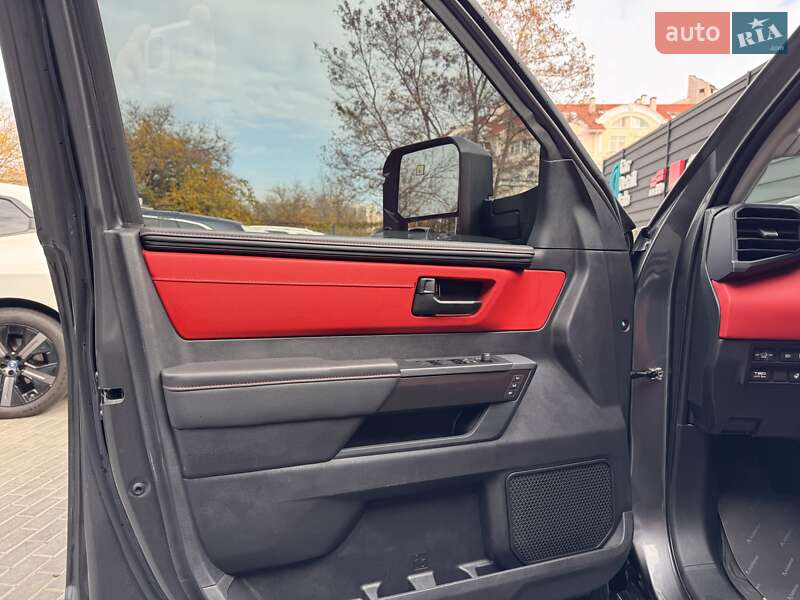 Позашляховик / Кросовер Toyota Sequoia 2023 в Одесі