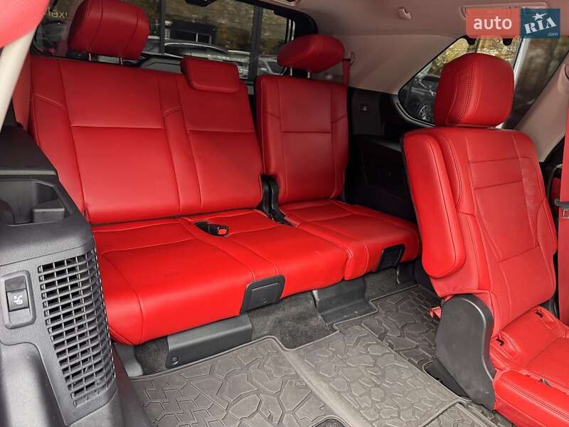 Позашляховик / Кросовер Toyota Sequoia 2023 в Одесі